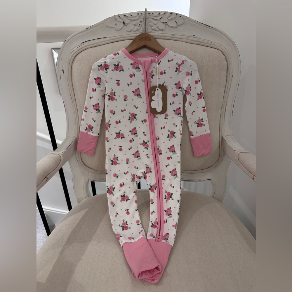 🌹6~12 Mth Angel Dear Pink Rosettes 2 Way Zipper Footie NWT